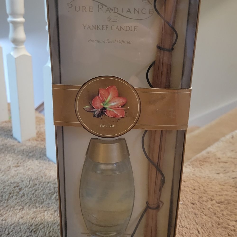 Pure Radiance by Yankee Candle Premium Reed Diffuser in Nectar NIB - SOLD